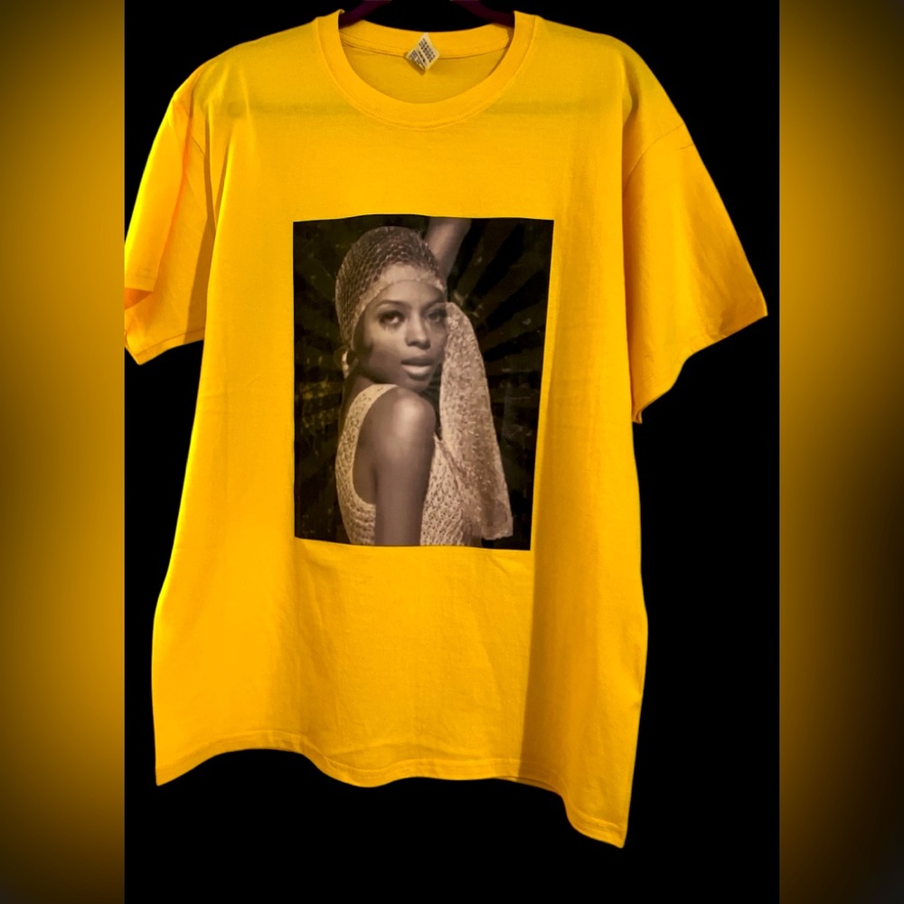 DIANA ROSS T-SHIRT. NWOT